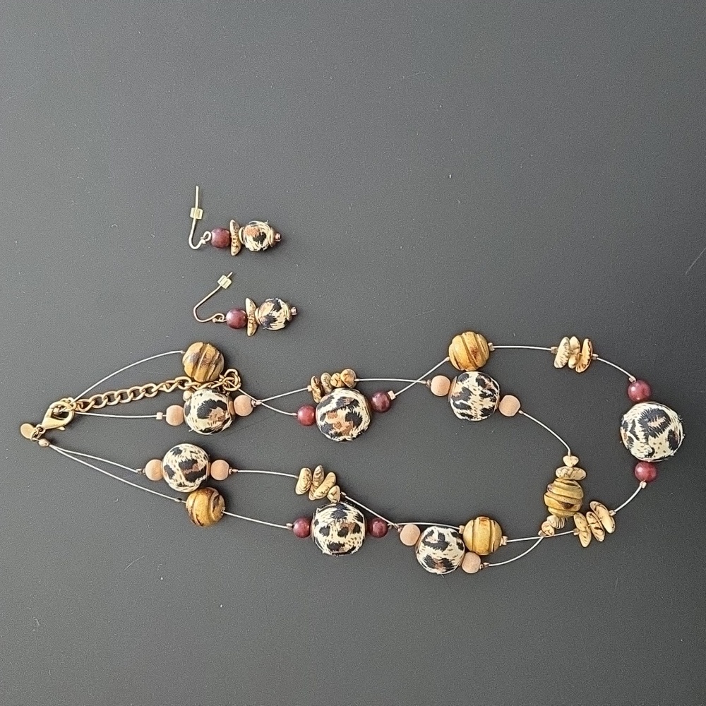 Chico's Necklace & Earrings